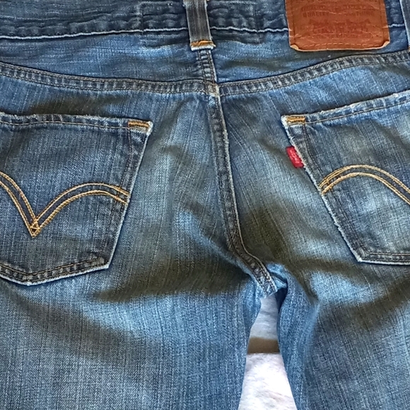 Levi's Low Boot Cut Vintage Distressed Blue Jeans - Picture 16 of 16